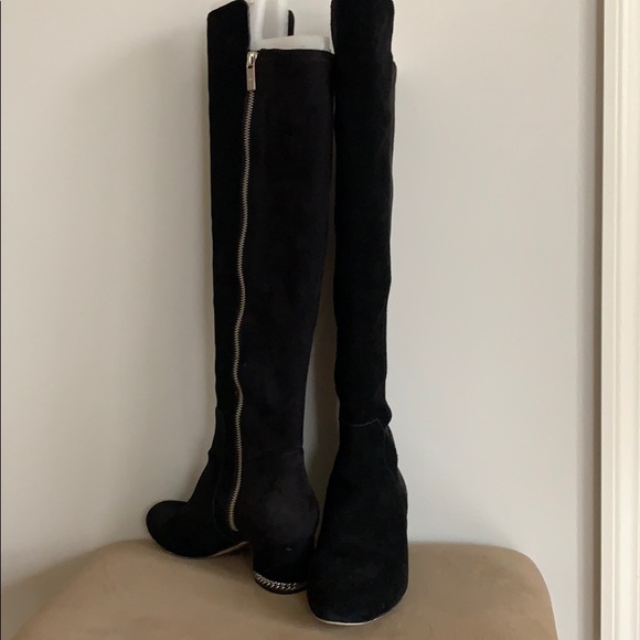 Boots - Picture 3 of 3